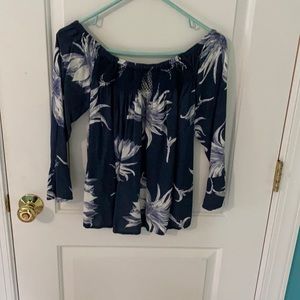 Women’s long sleeve off the shoulder top